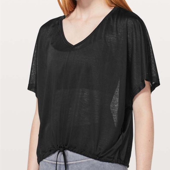 Lululemon Through The Movement Tee Black Mesh Crop Drawcord Women’s - Size 6 - Picture 2 of 5